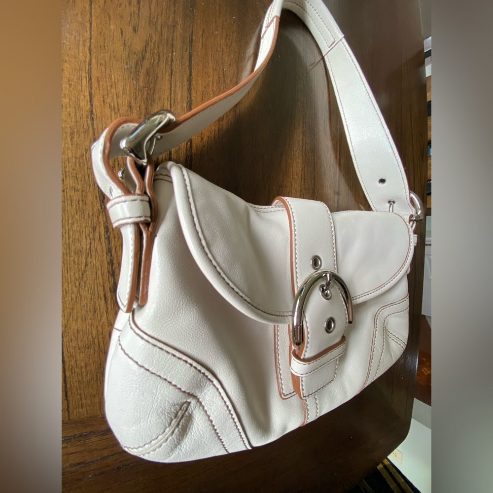 Coach baguette Purse Shoulder or Handbag 👜 Cream Leather Classic C logo inside - Picture 12 of 12
